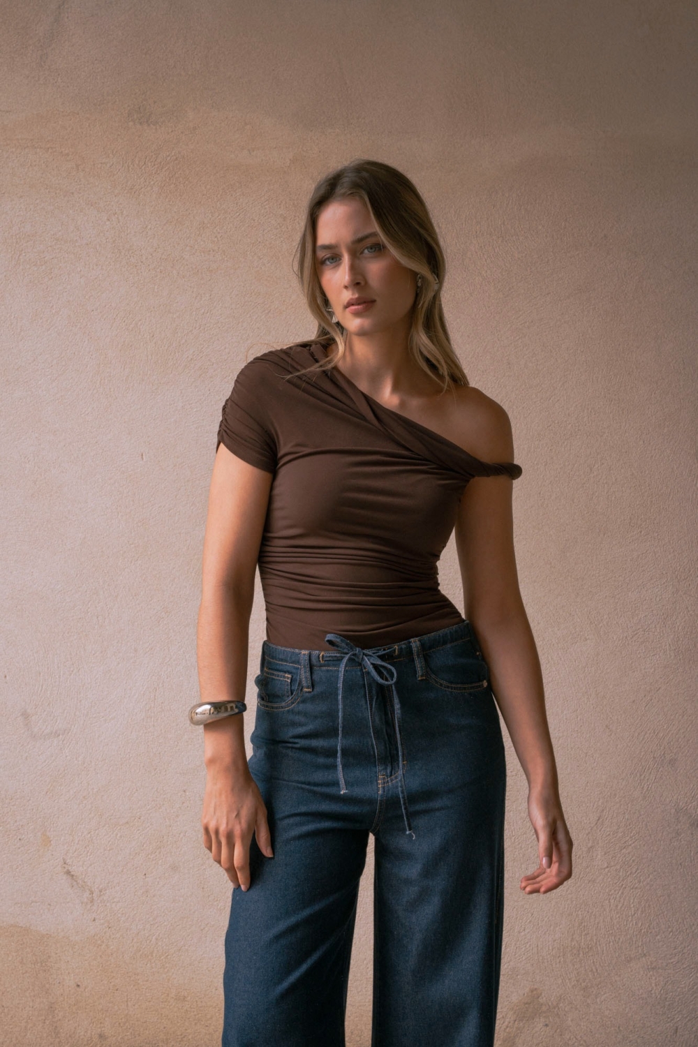 BODY ASIMETRICO - Imagen 4