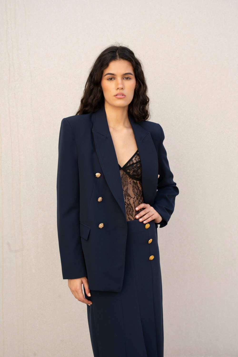BLAZER BOTONES DORADOS - Imagen 2