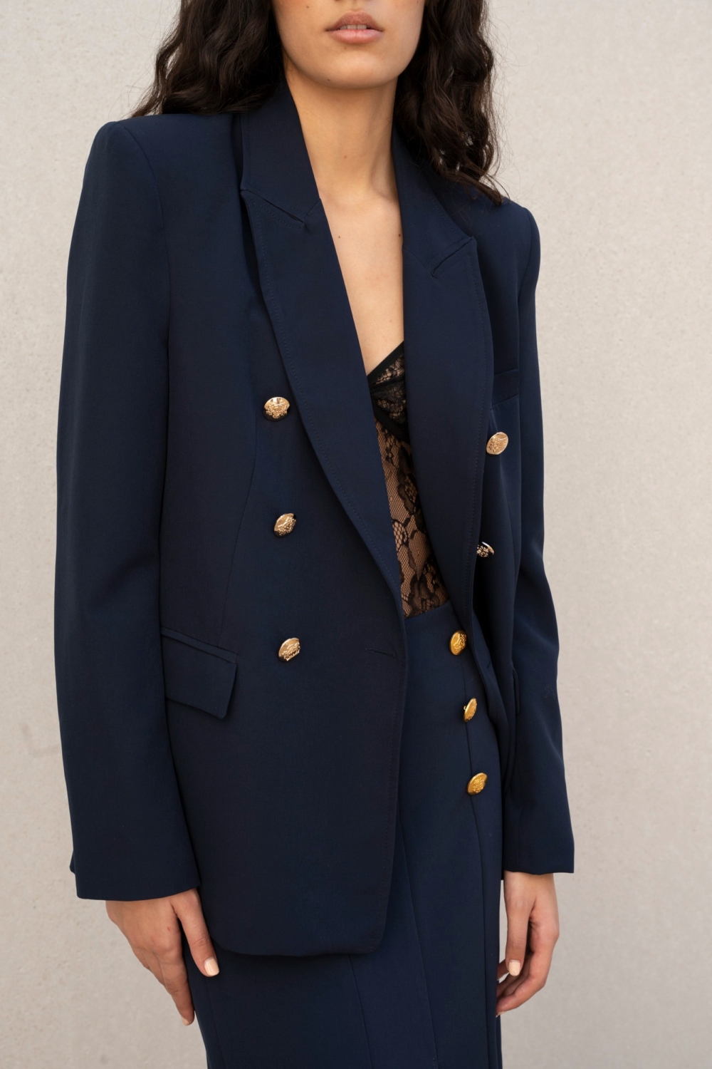 BLAZER BOTONES DORADOS - Imagen 3